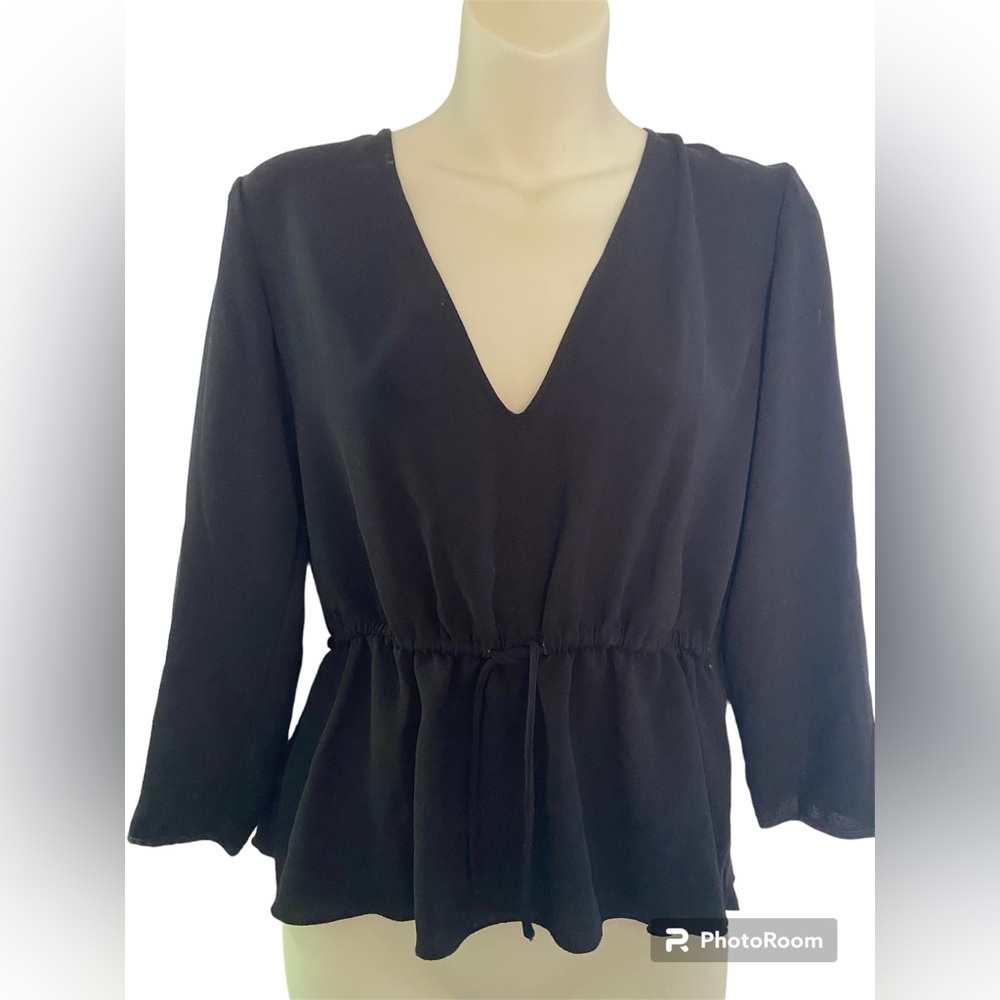 Wilfred blouse. 3/4 sleeve. EUC size xs